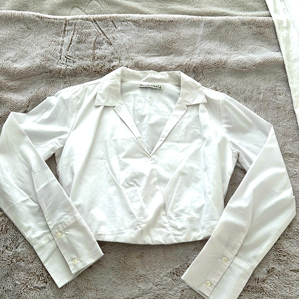 Abercrombie and Fitch crop, size small